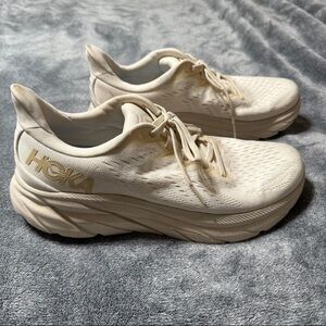 Hoka One One Women Clifton 8